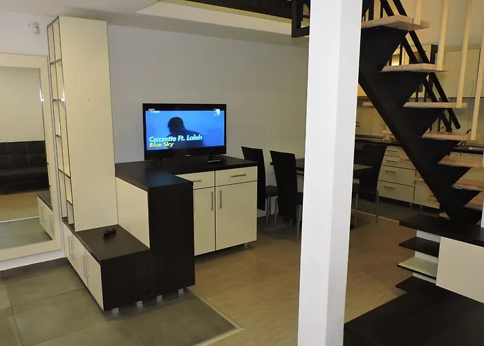 Twofloor Plopilor Apartament *